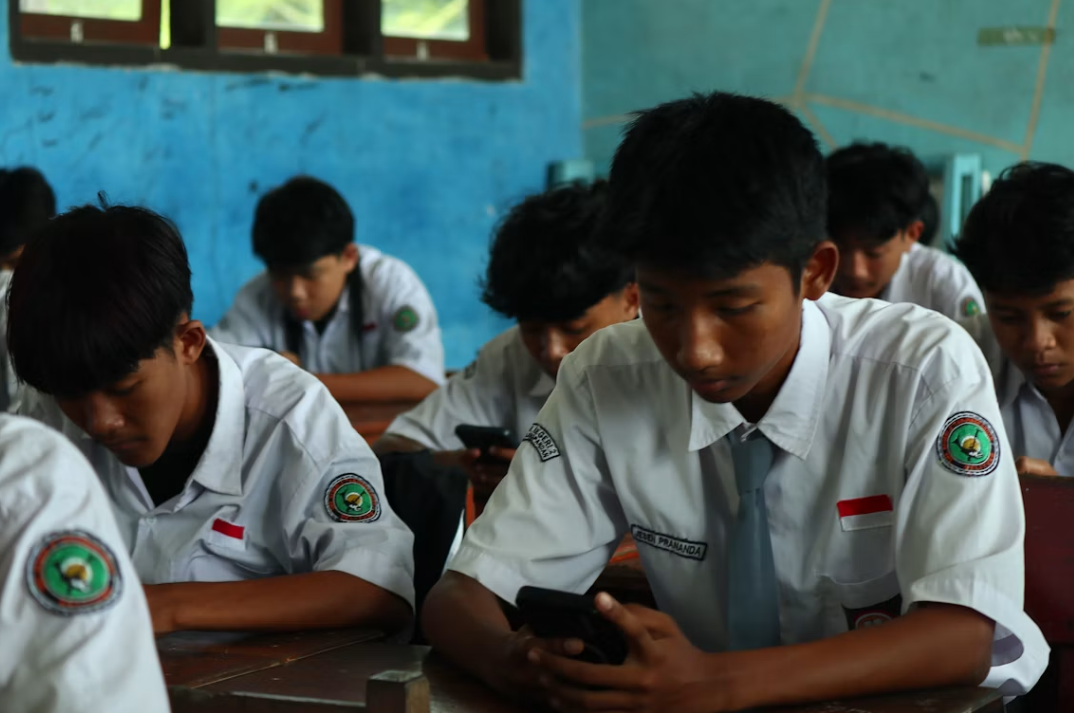 Kebanyakan Scroll Video Pendek? Studi Soroti Dampaknya pada Fokus dan Memori